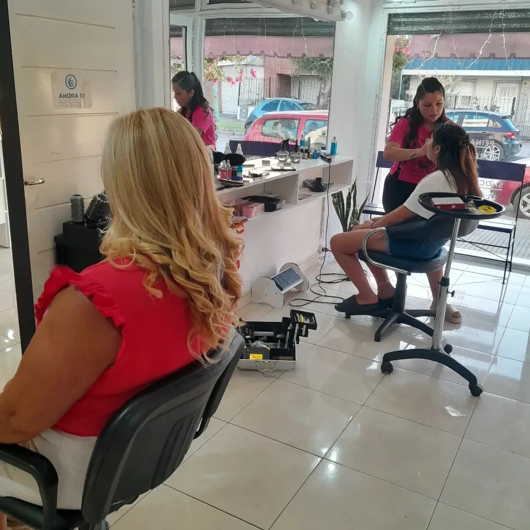 Las Chicas - Trabajo de peinado 3